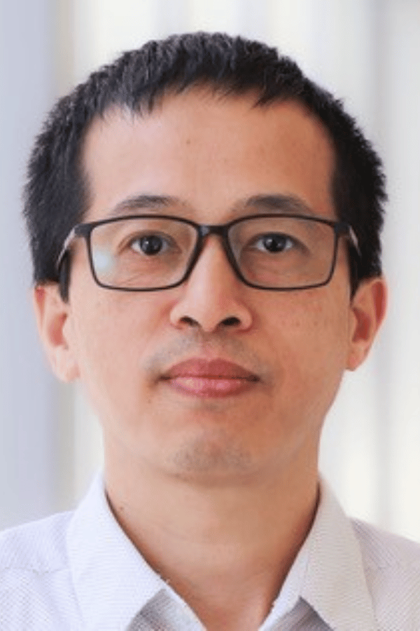 Headshot of Dr. Hongbing Yu